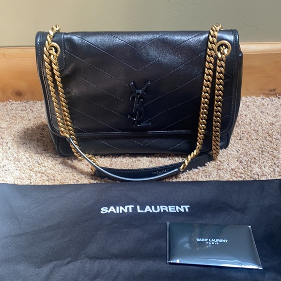 Saint Laurent Medium Niki Leather Bag - Picture 2 of 16